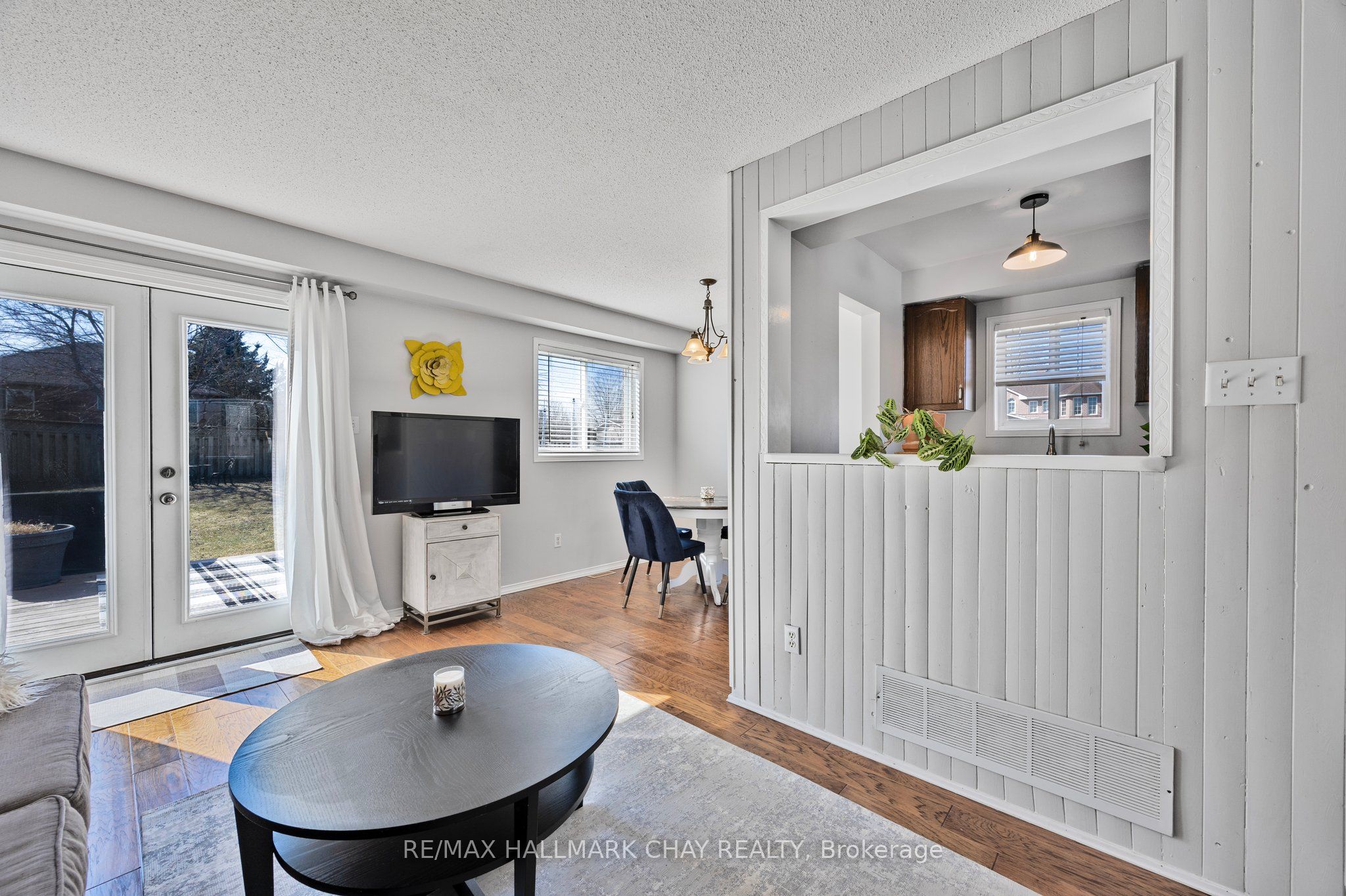 1135 Kensington Street Property Photo 17