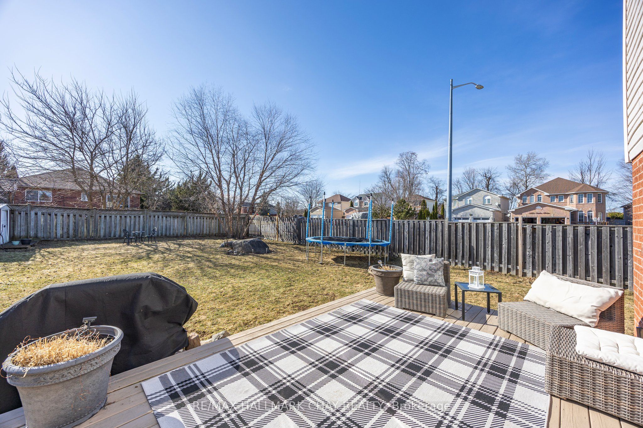 1135 Kensington Street Property Photo 31