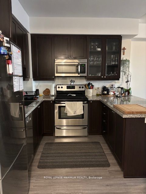 #503 - 12 Woodstream Boulevard Property Photo 3