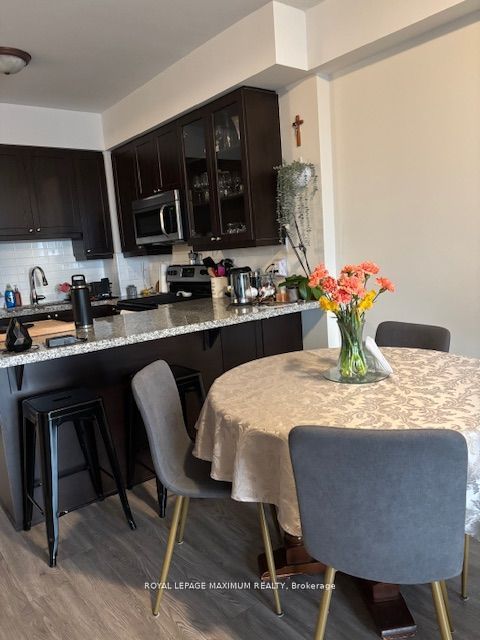 #503 - 12 Woodstream Boulevard Property Photo 5