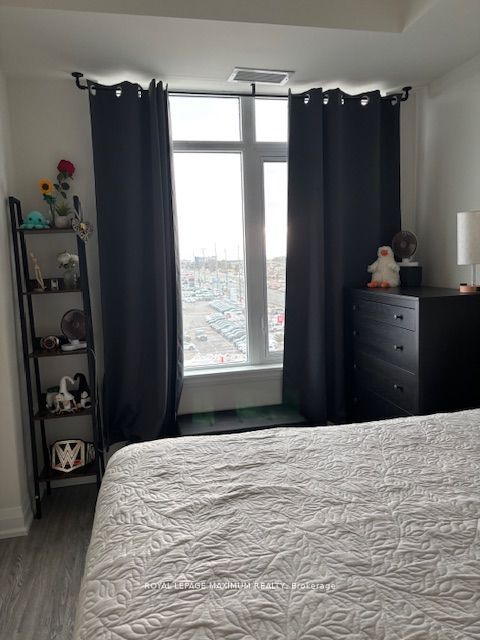 #503 - 12 Woodstream Boulevard Property Photo 10