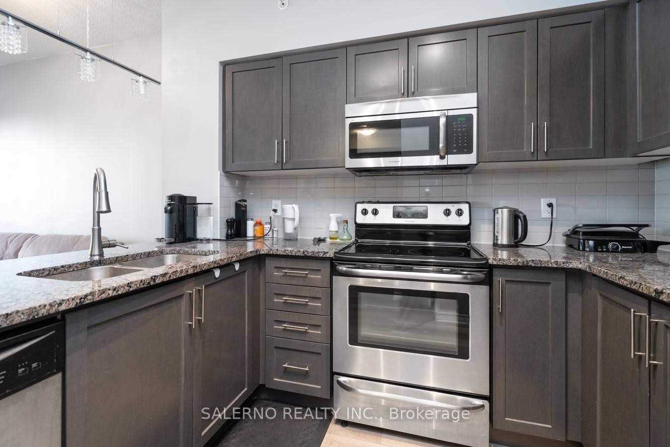 #1115 - 9255 Jane Street Property Photo 14
