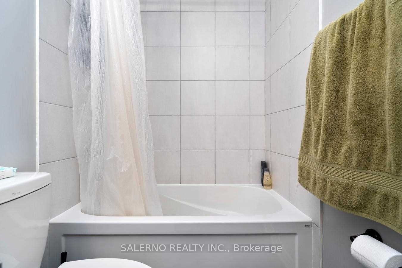 #1115 - 9255 Jane Street Property Photo 25