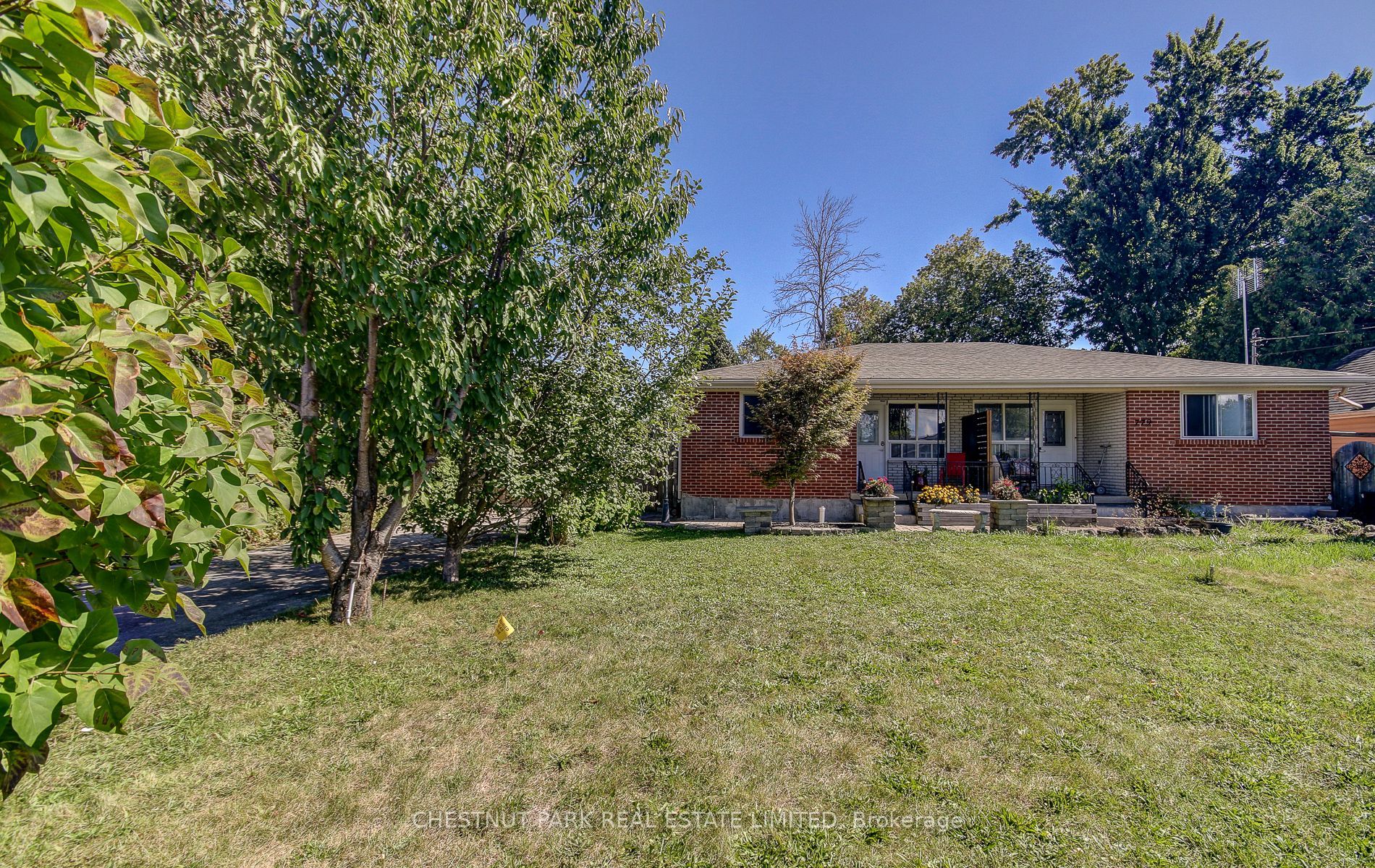 781 Third Avenue Property Photo