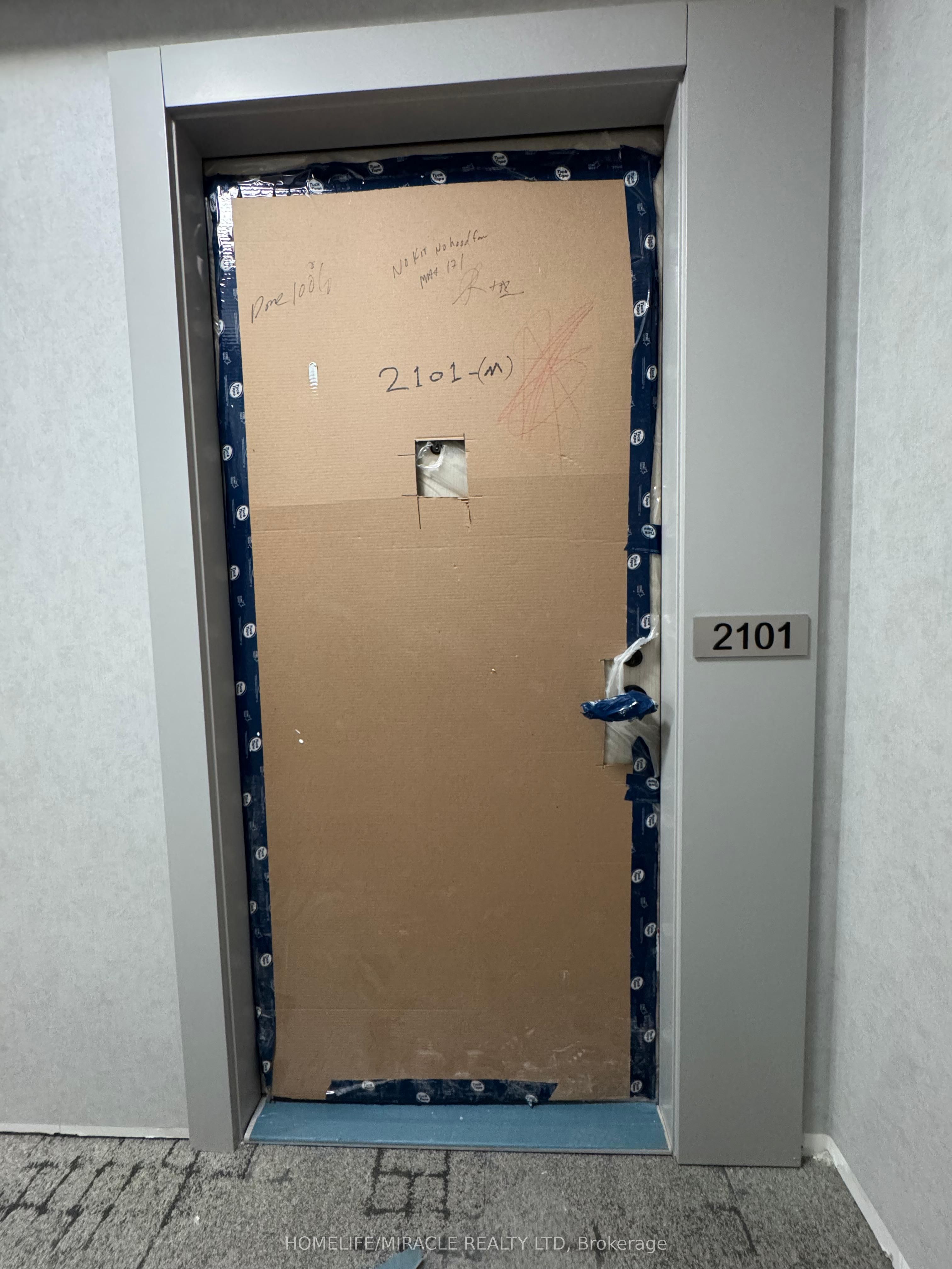 225 Commerce St Property Photo