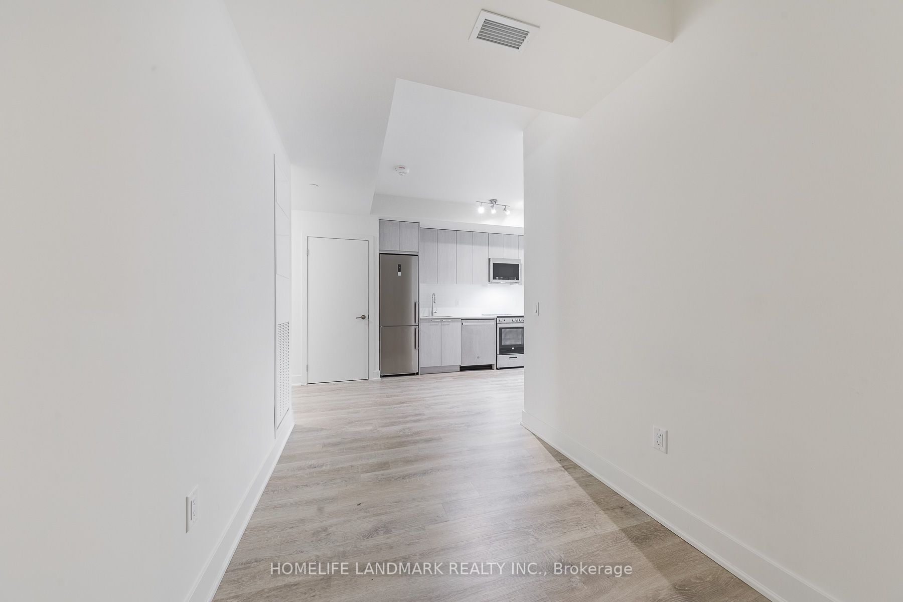 #223 - 185 Deerfield Road Property Photo 6
