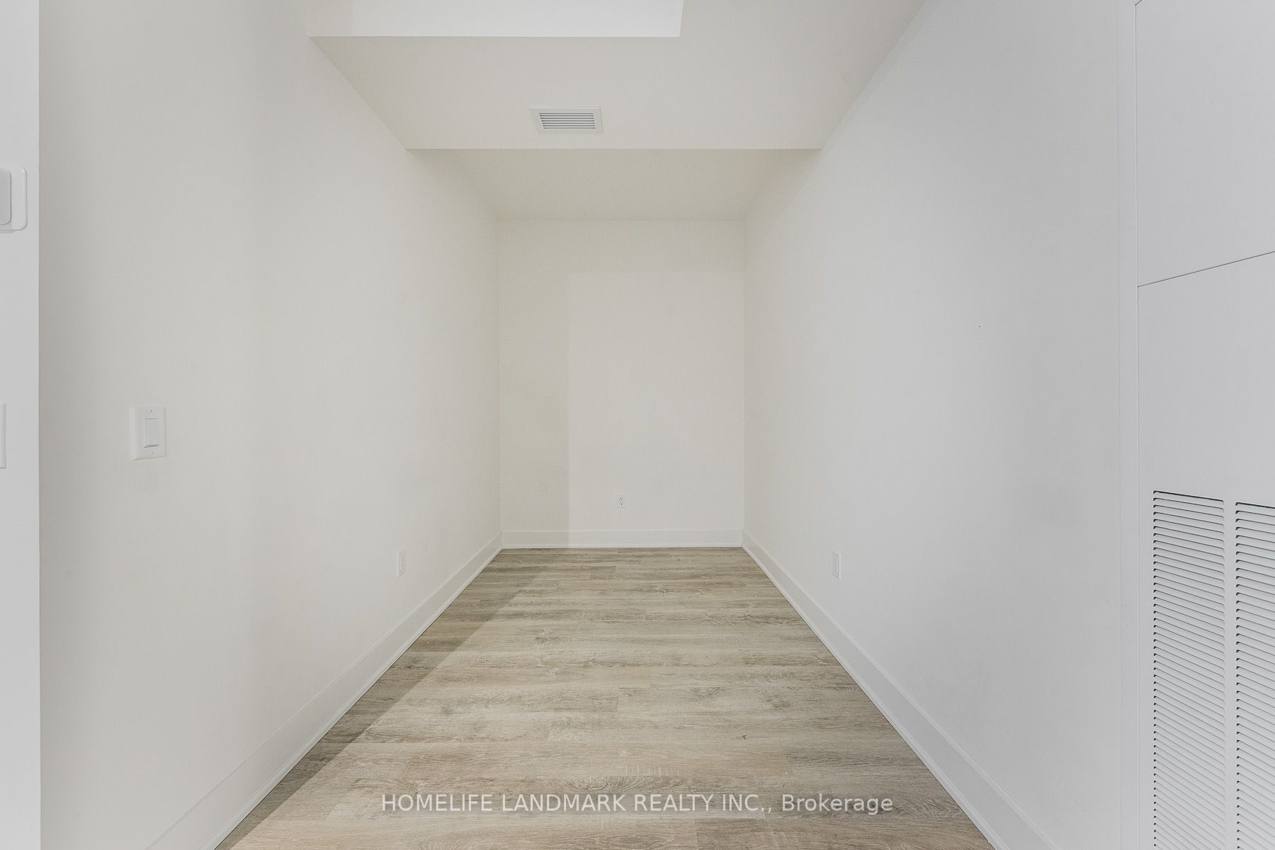 #223 - 185 Deerfield Road Property Photo 7