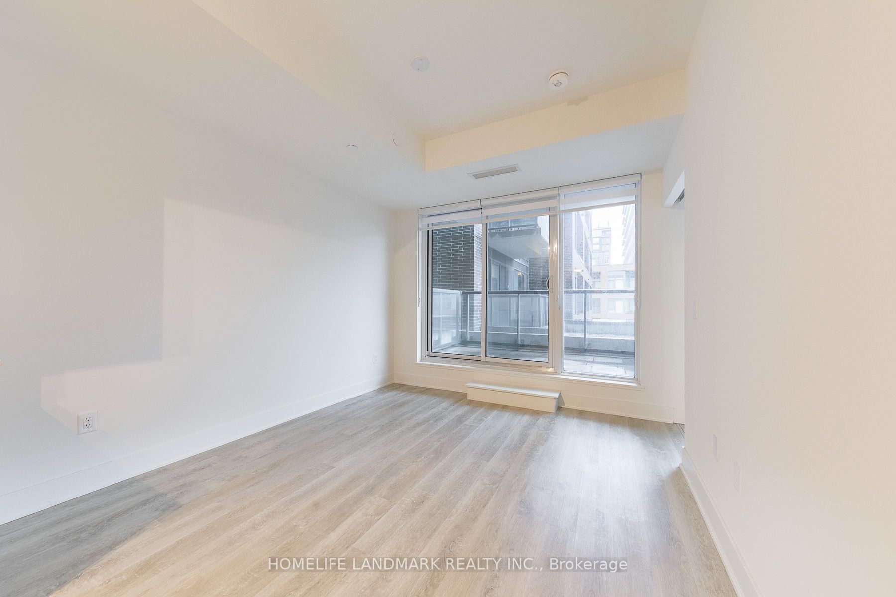 #223 - 185 Deerfield Road Property Photo 8