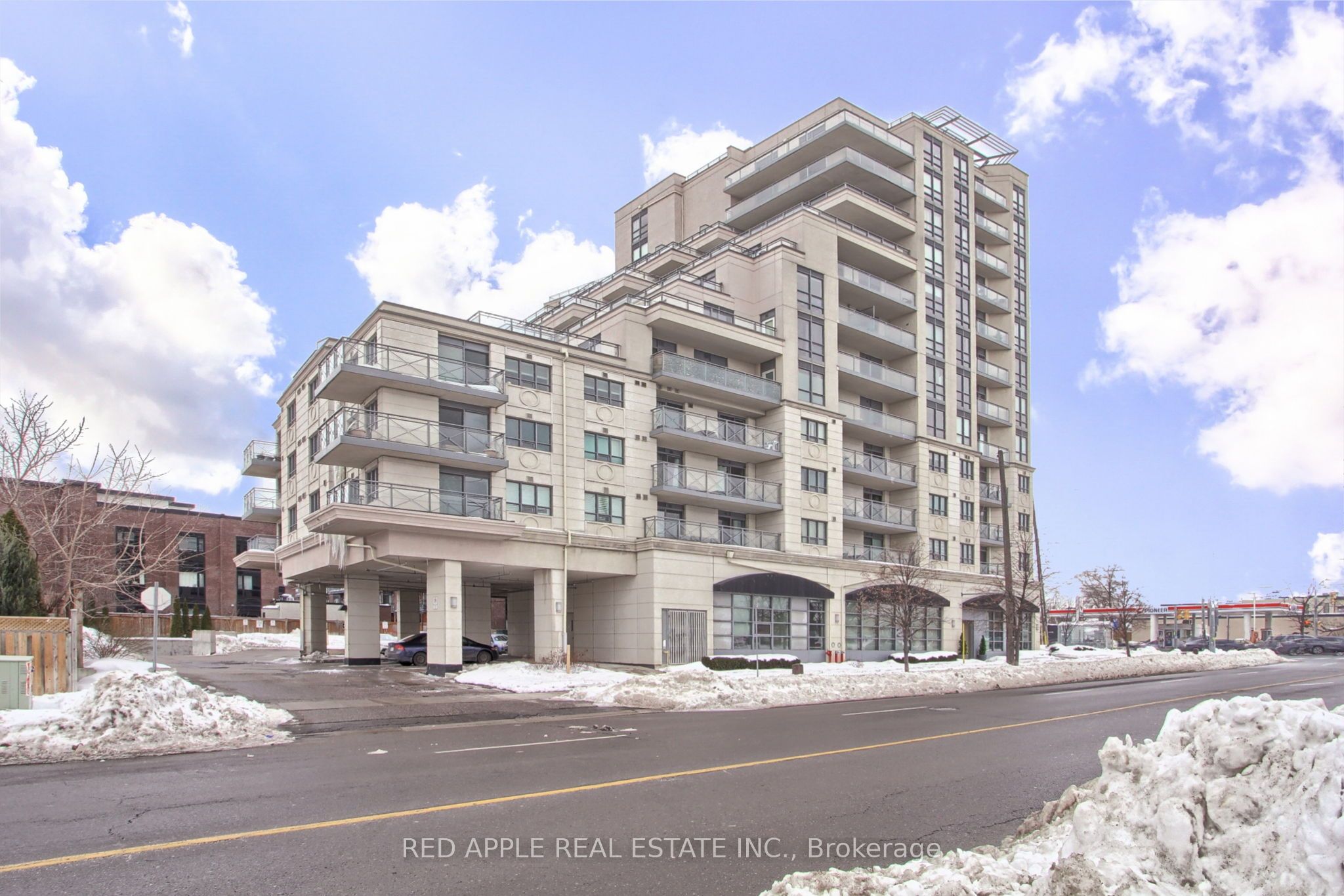 #509 - 7730 Kipling Avenue Property Photo 2