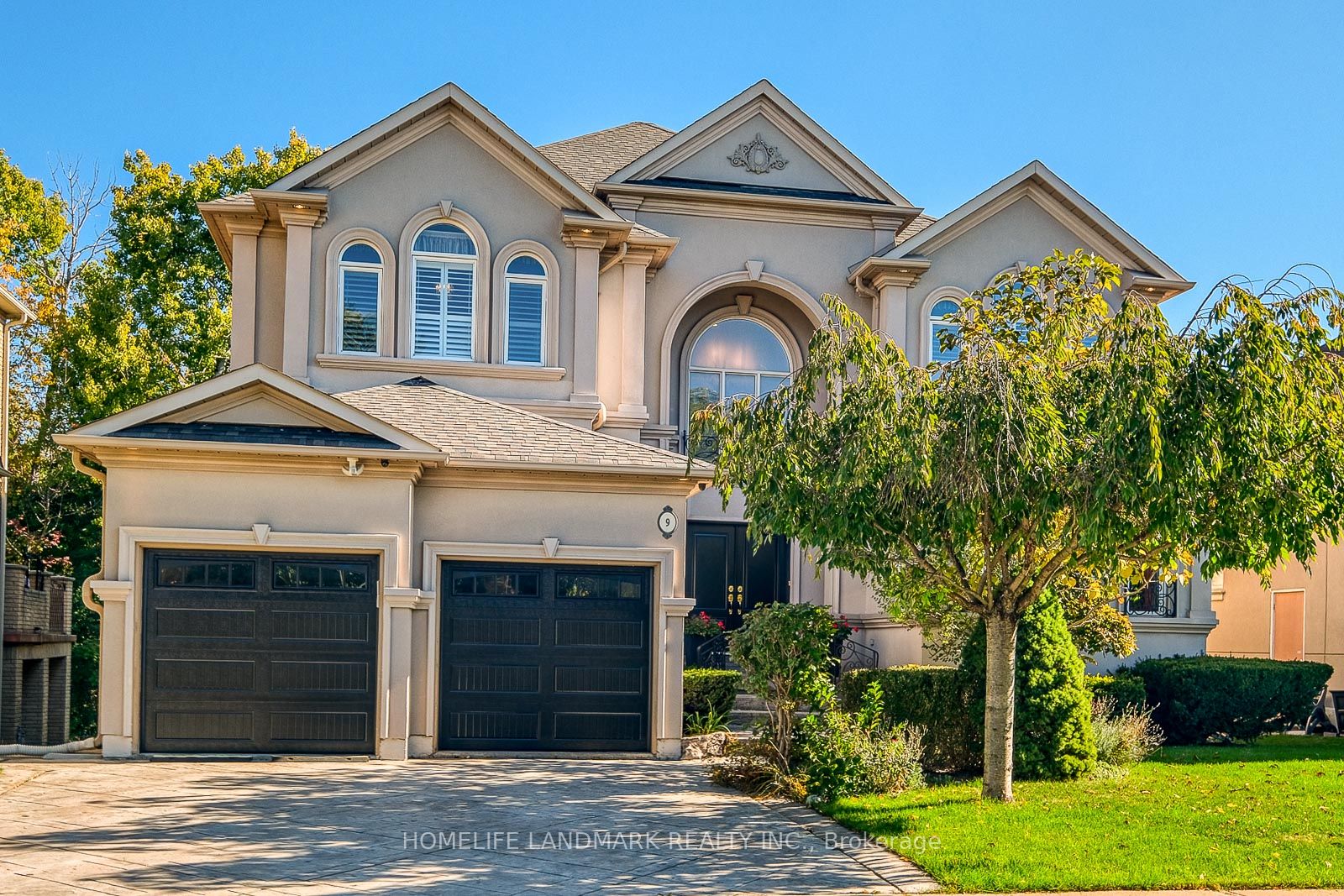 9 Chantilly Crescent Property Photo