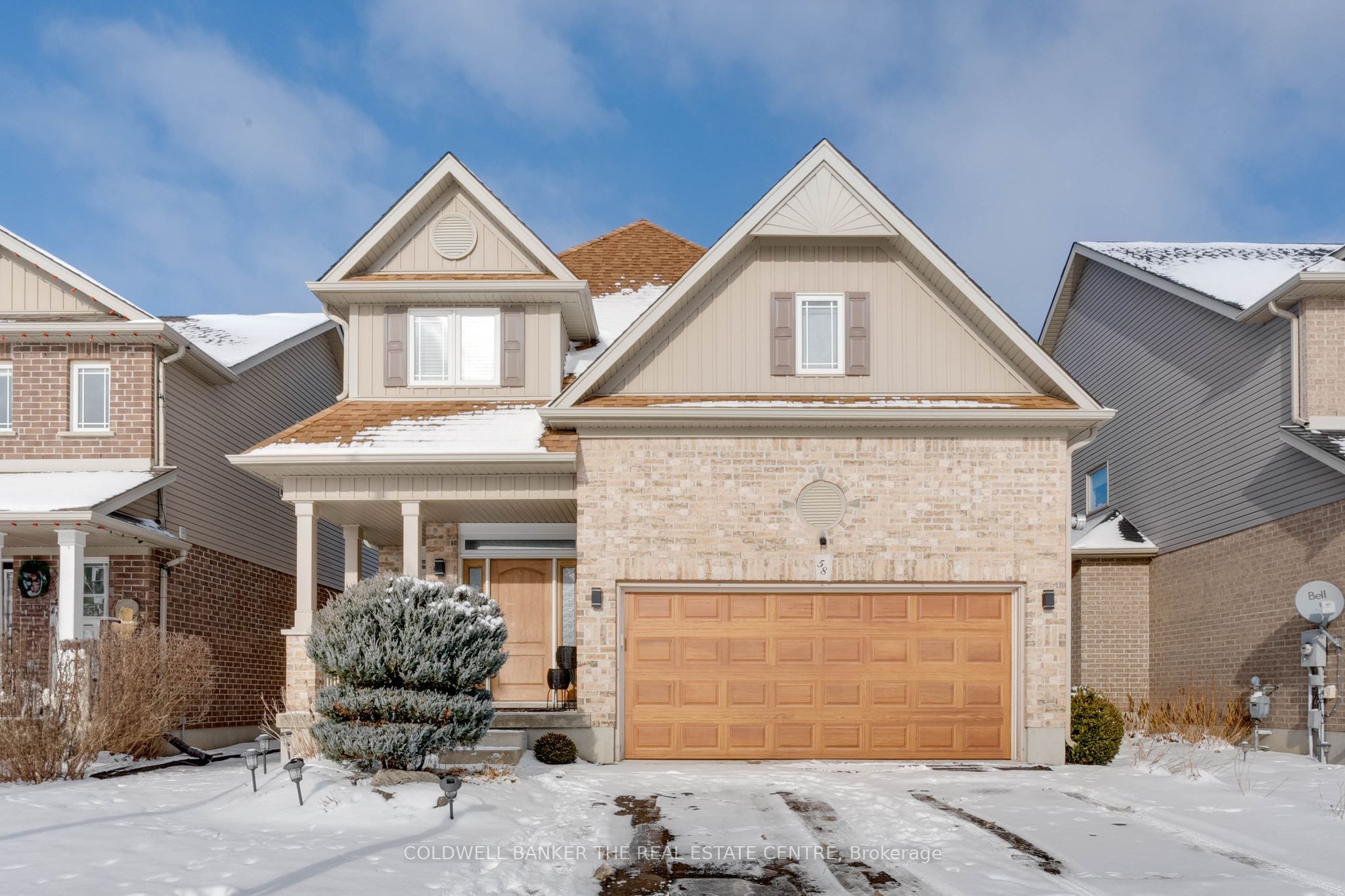 58 Stevenson Cres Property Photo 1