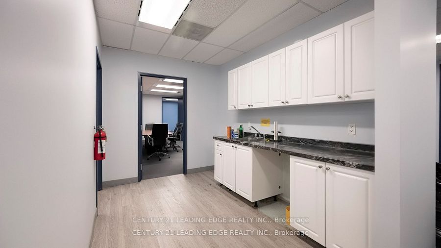 200 Town Centre Boulevard Property Photo 11