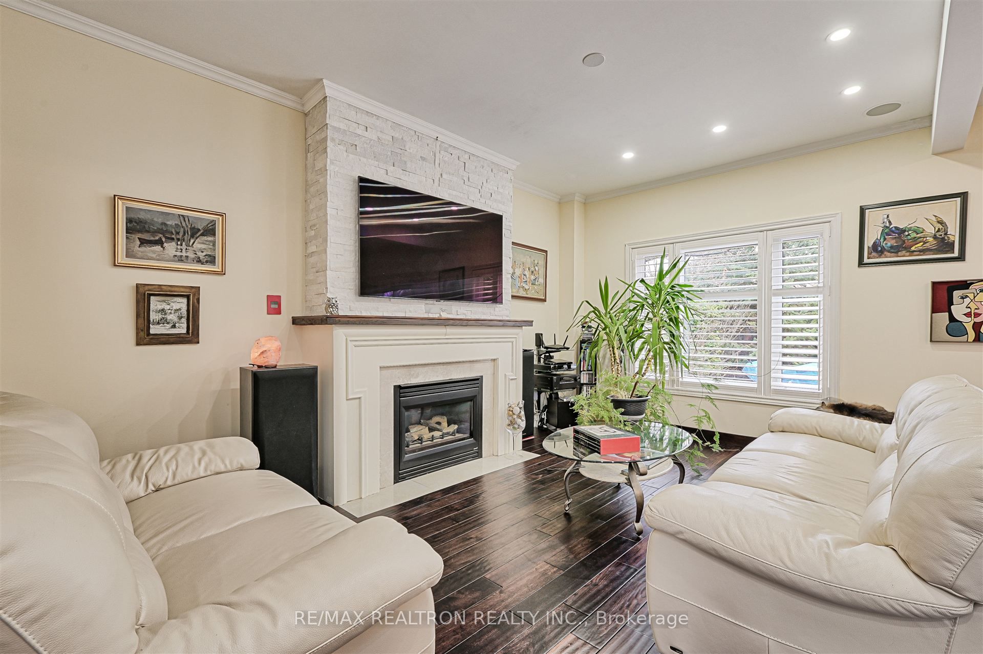 626 College Manor Drive Property Photo 15