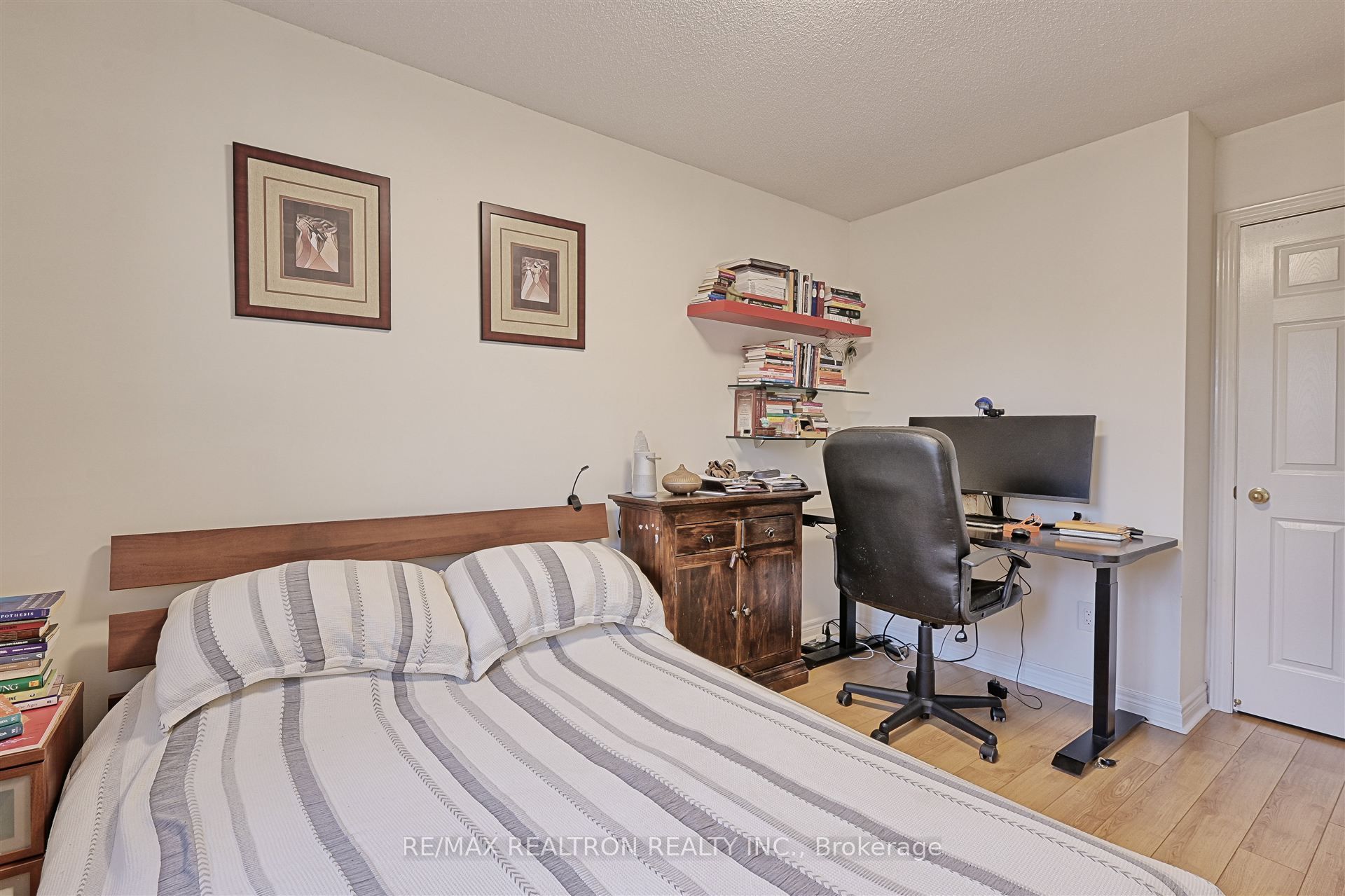 626 College Manor Drive Property Photo 24
