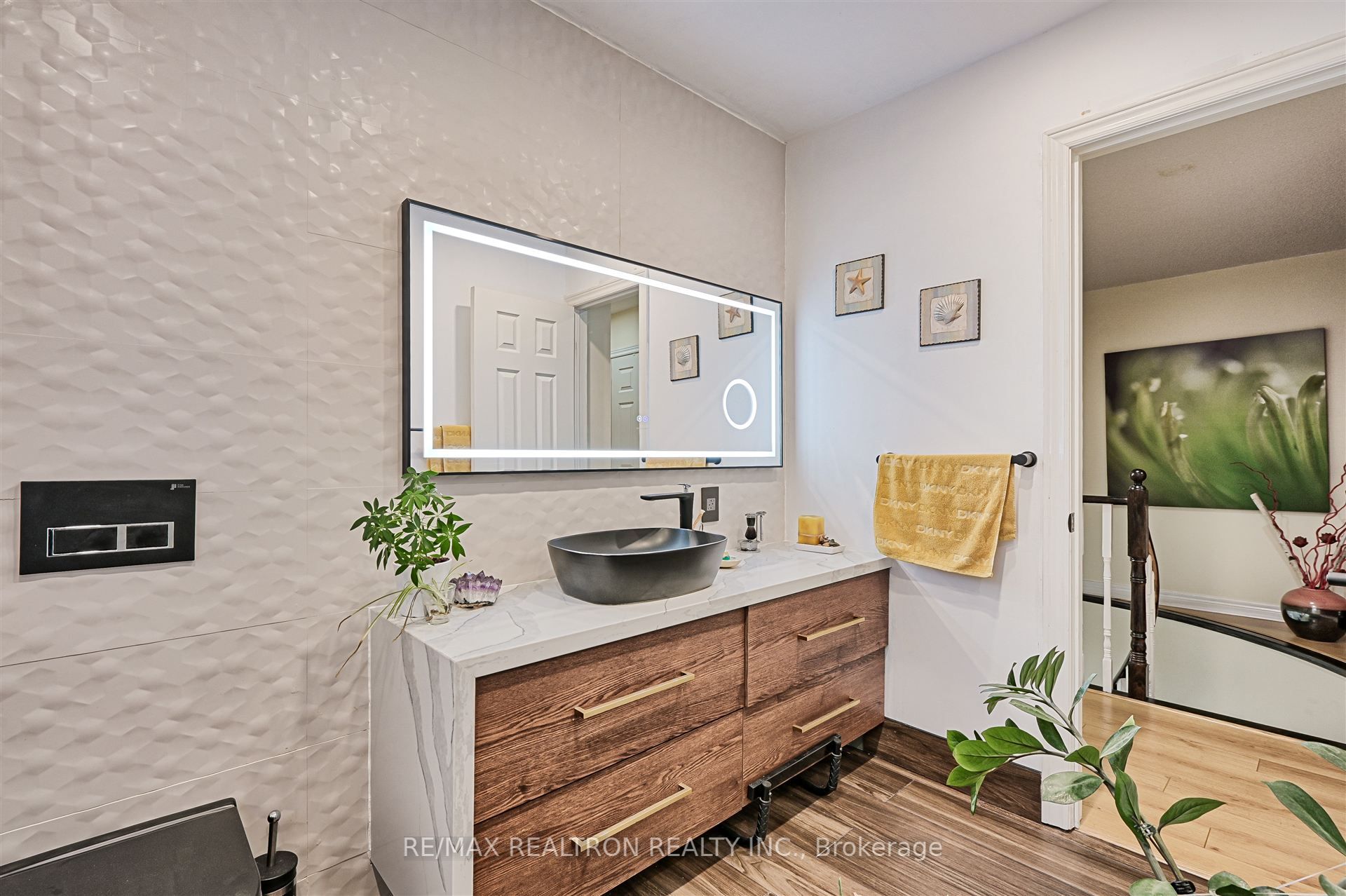 626 College Manor Drive Property Photo 30