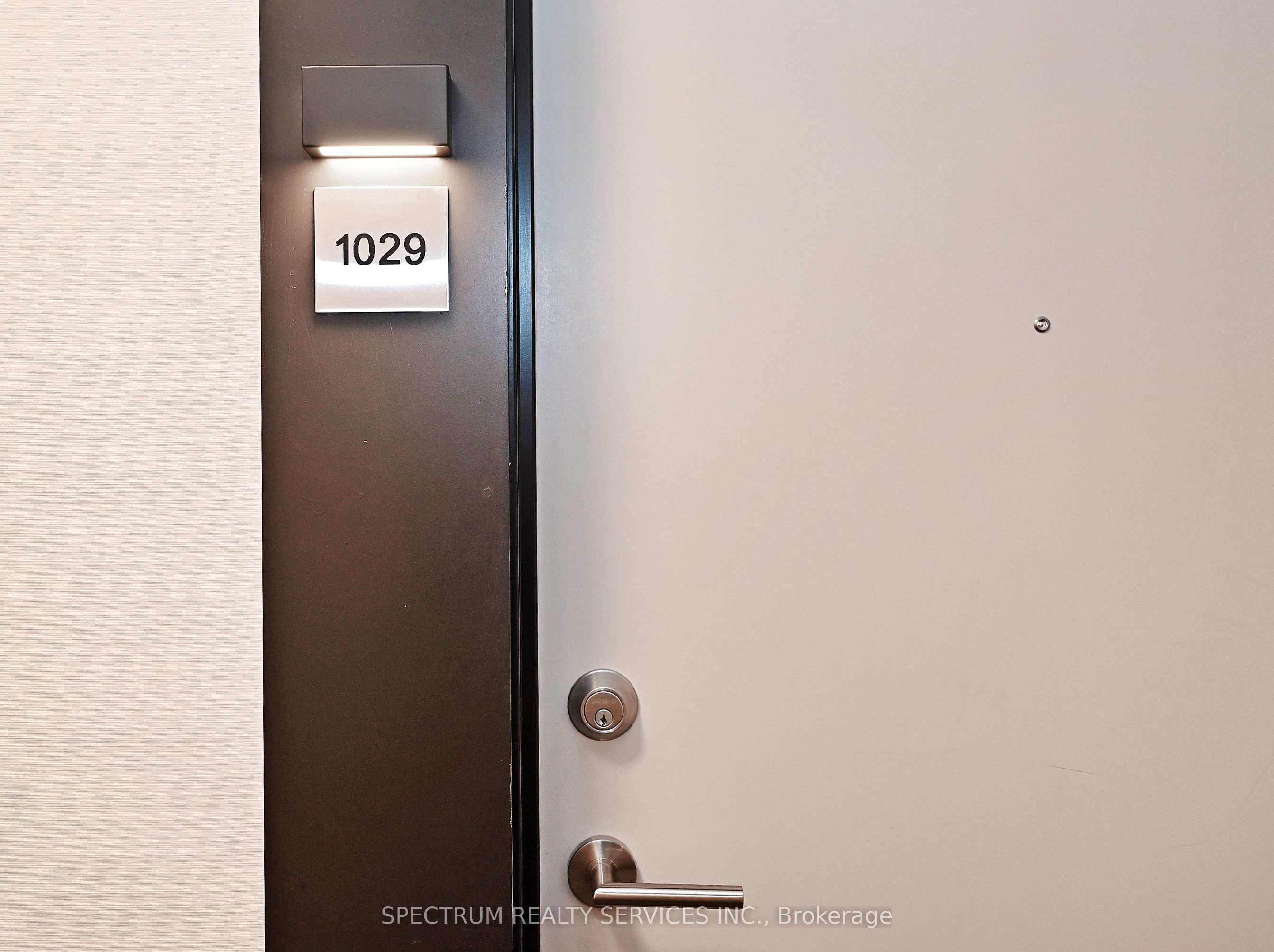 #1029 - 2 David Eyer Road Property Photo 1
