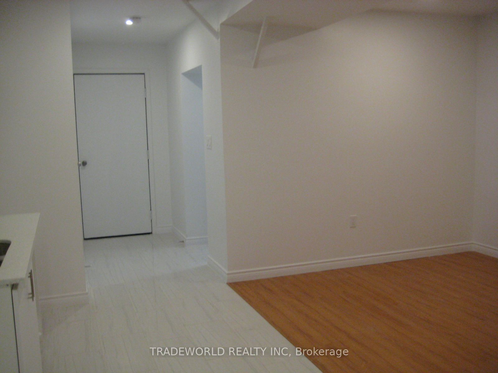 23497 Woodbine Avenue 2 Property Photo 4