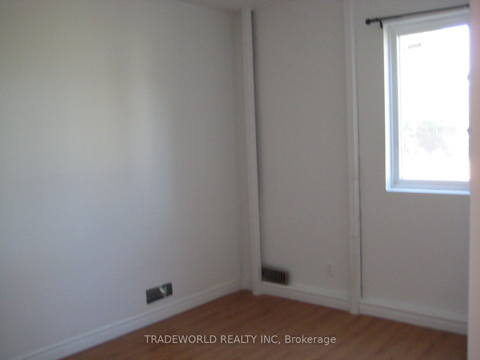 23497 Woodbine Avenue 2 Property Photo 10