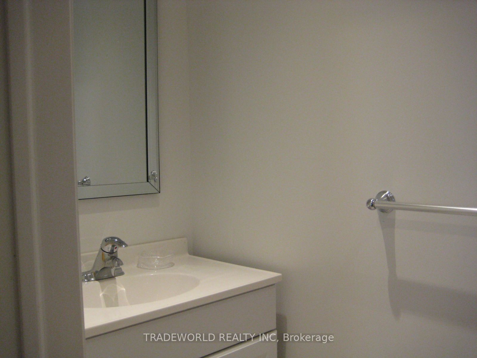 23497 Woodbine Avenue 2 Property Photo 13