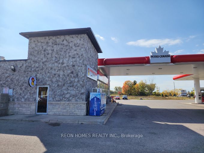 #47 - 545 Durham Regional Highway Property Photo 14