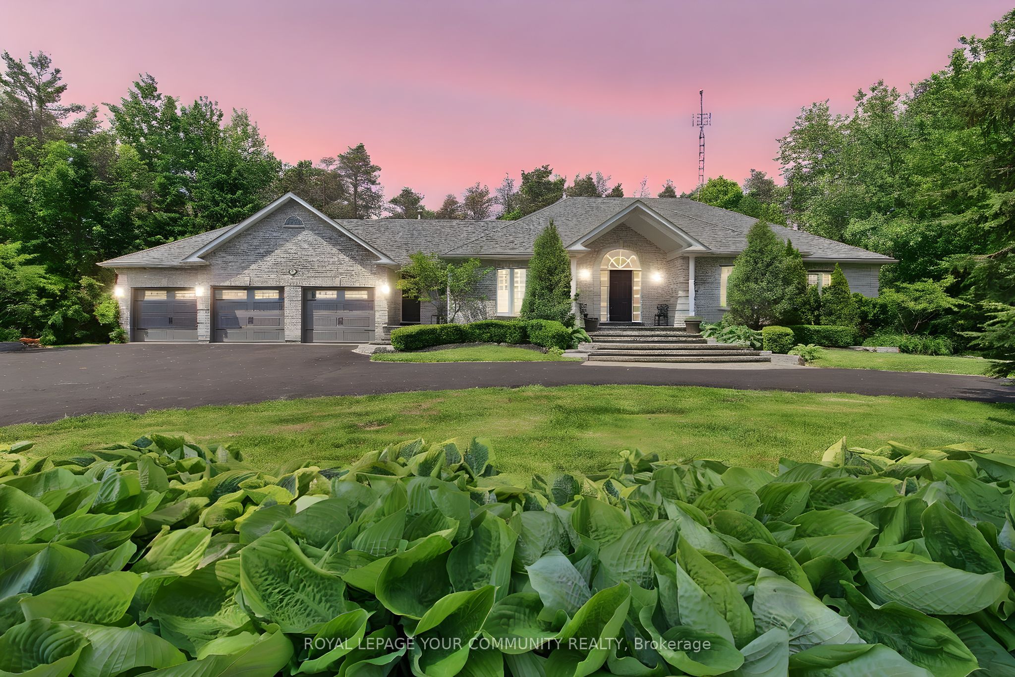 8 Pelosi Way Property Photo 1