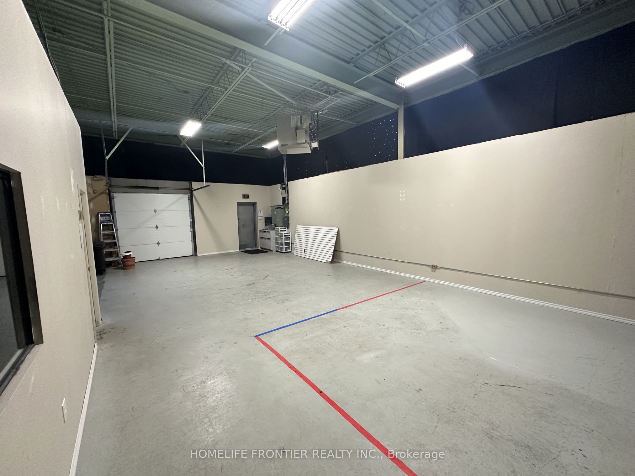 #2 - 67 Doncaster Avenue Property Photo 2