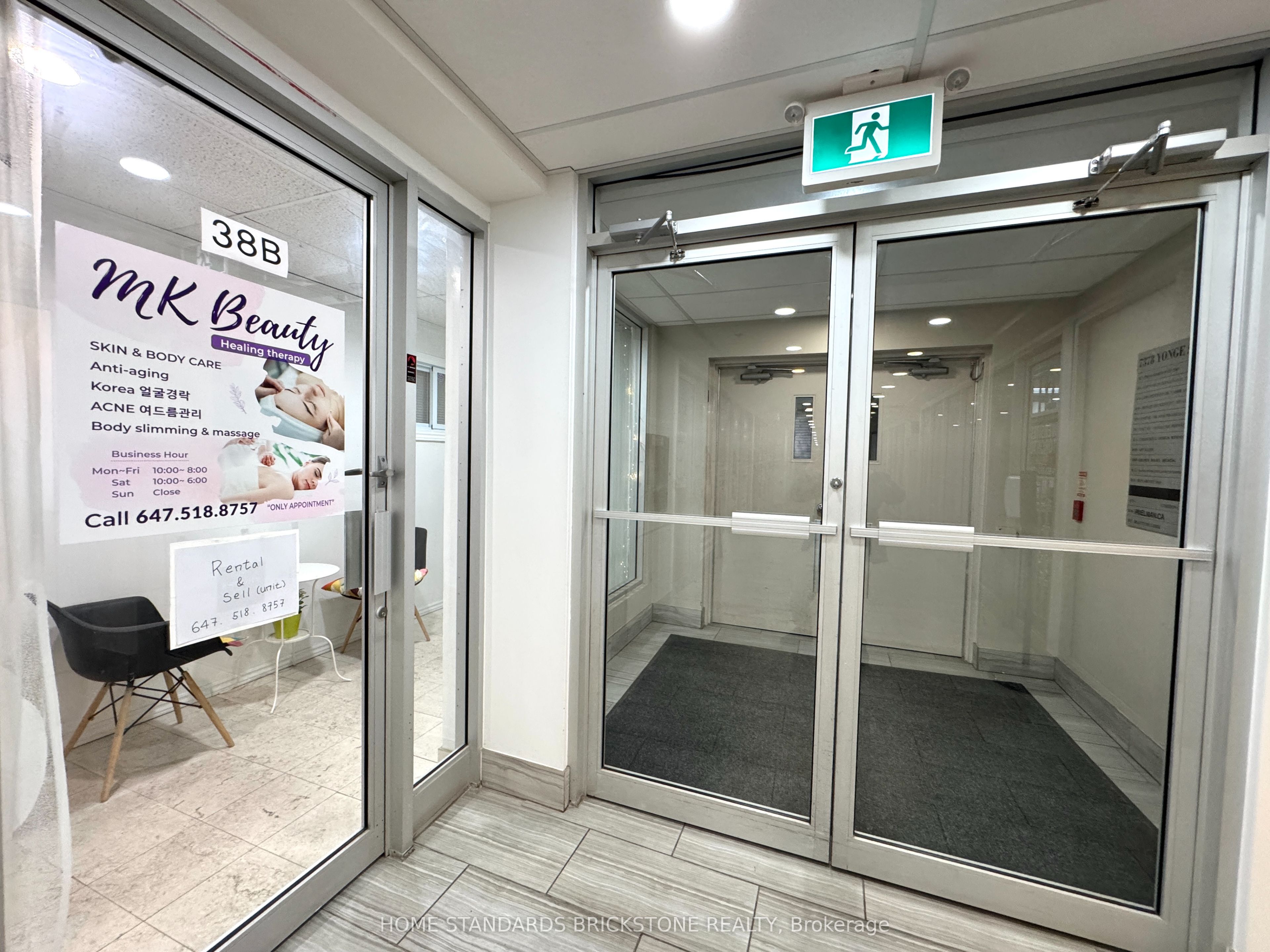 #38b - 7378 Yonge Street Property Photo 4