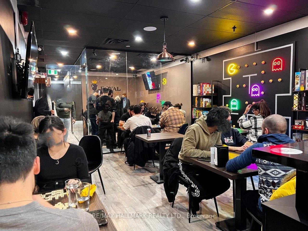 #204 - 9737 Yonge Street Property Photo 7