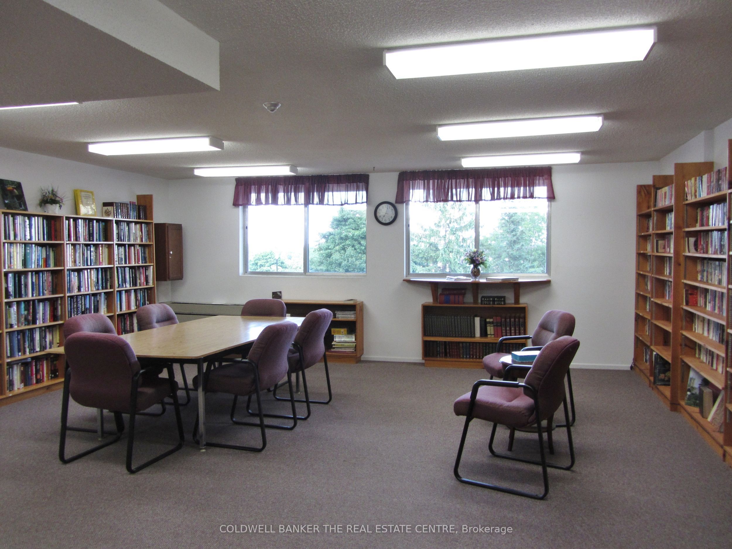 #606 - 40 William Roe Boulevard Property Photo 25