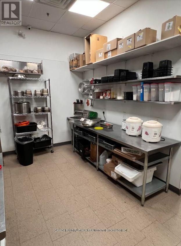 #a-1 - 117 Yonge Street Property Photo 6