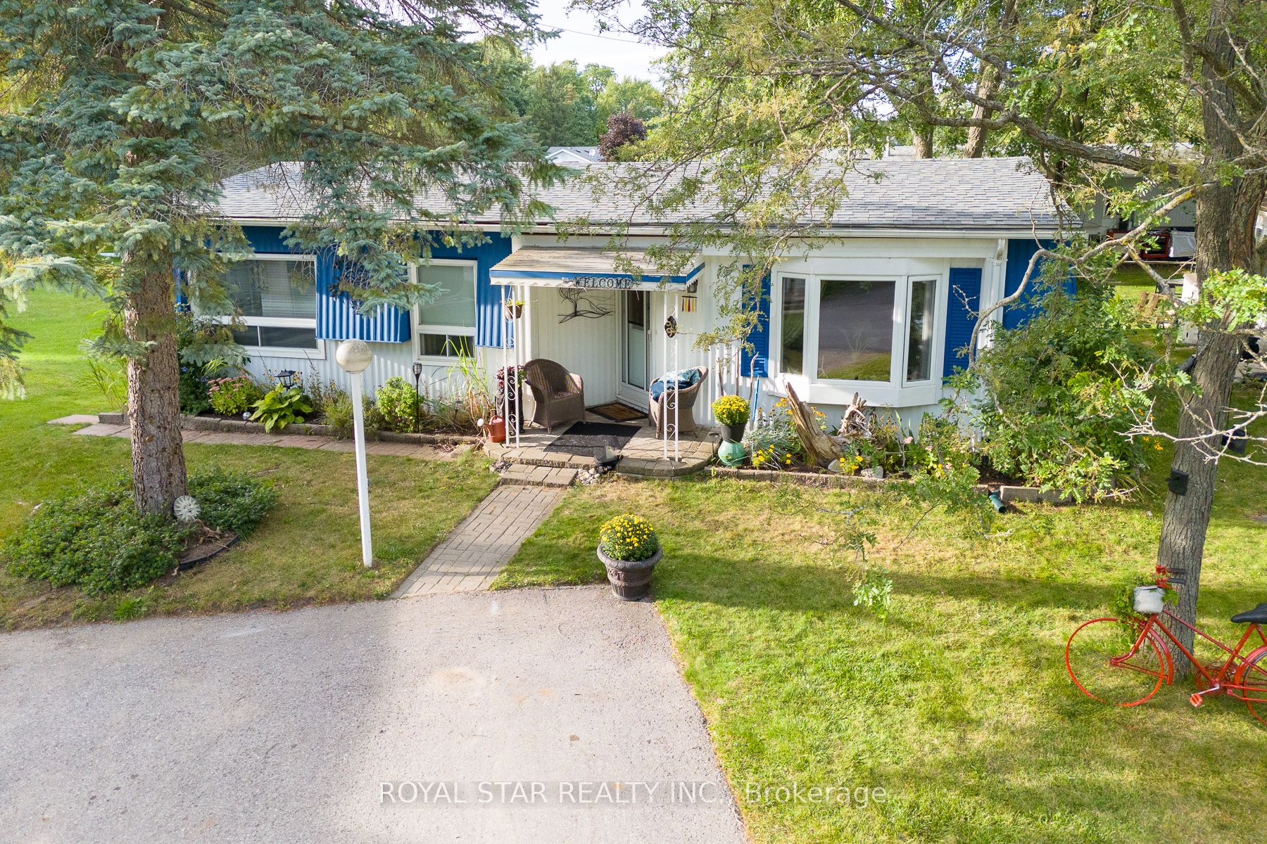 99 Linden Lane Property Photo