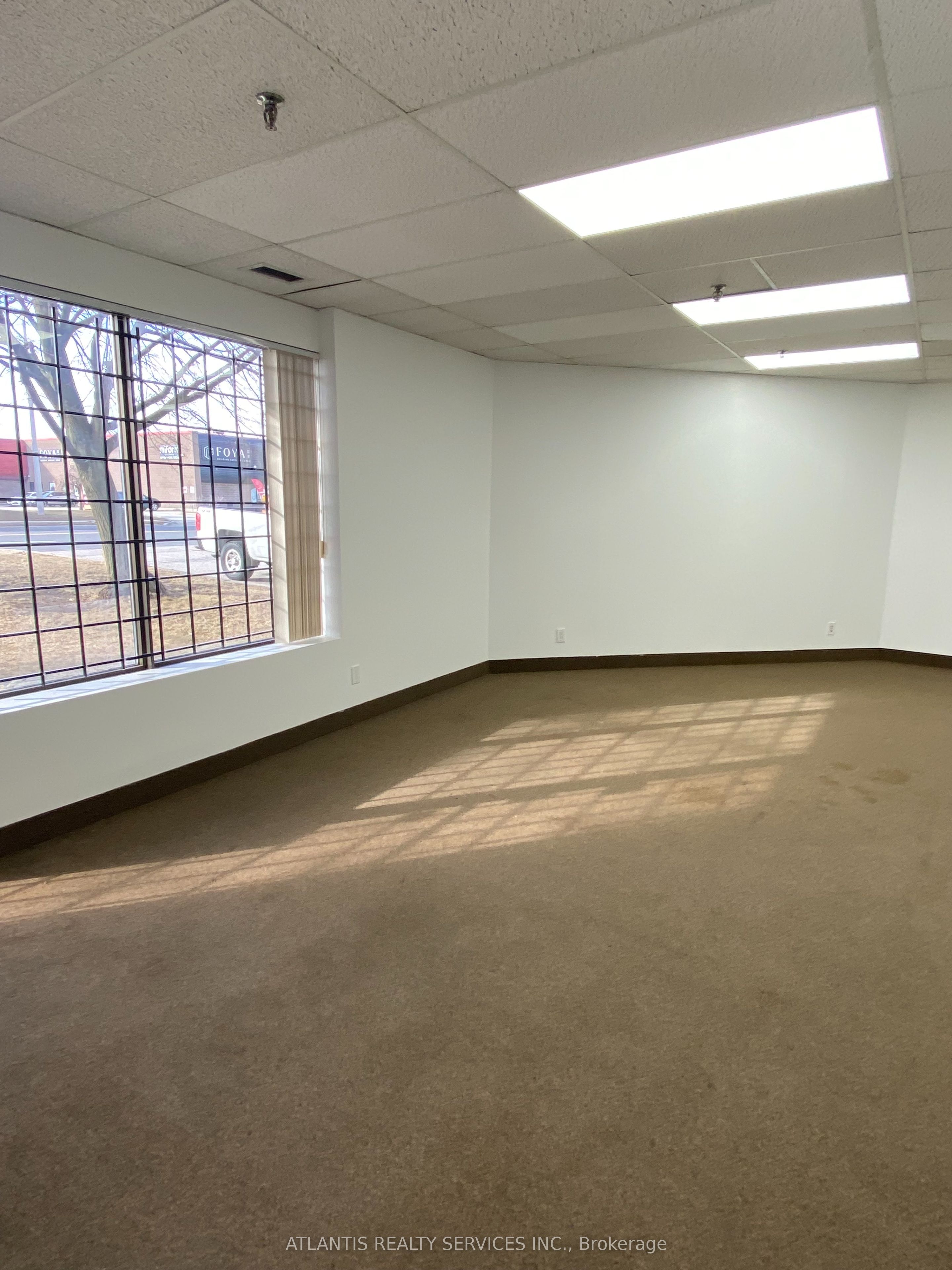 #4 - 920 Denison Street Property Photo 5