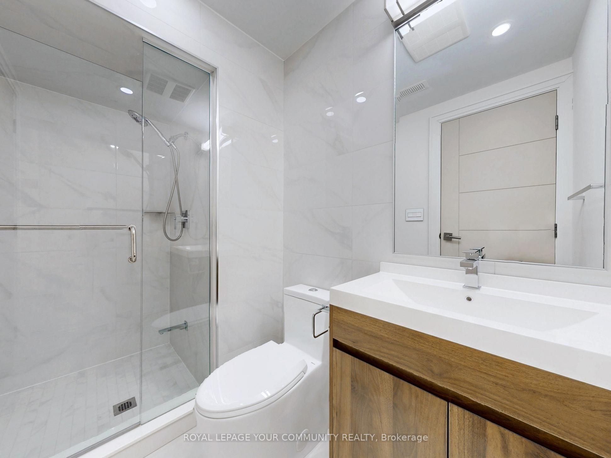 127 Elgin Mills Road W Property Photo 42