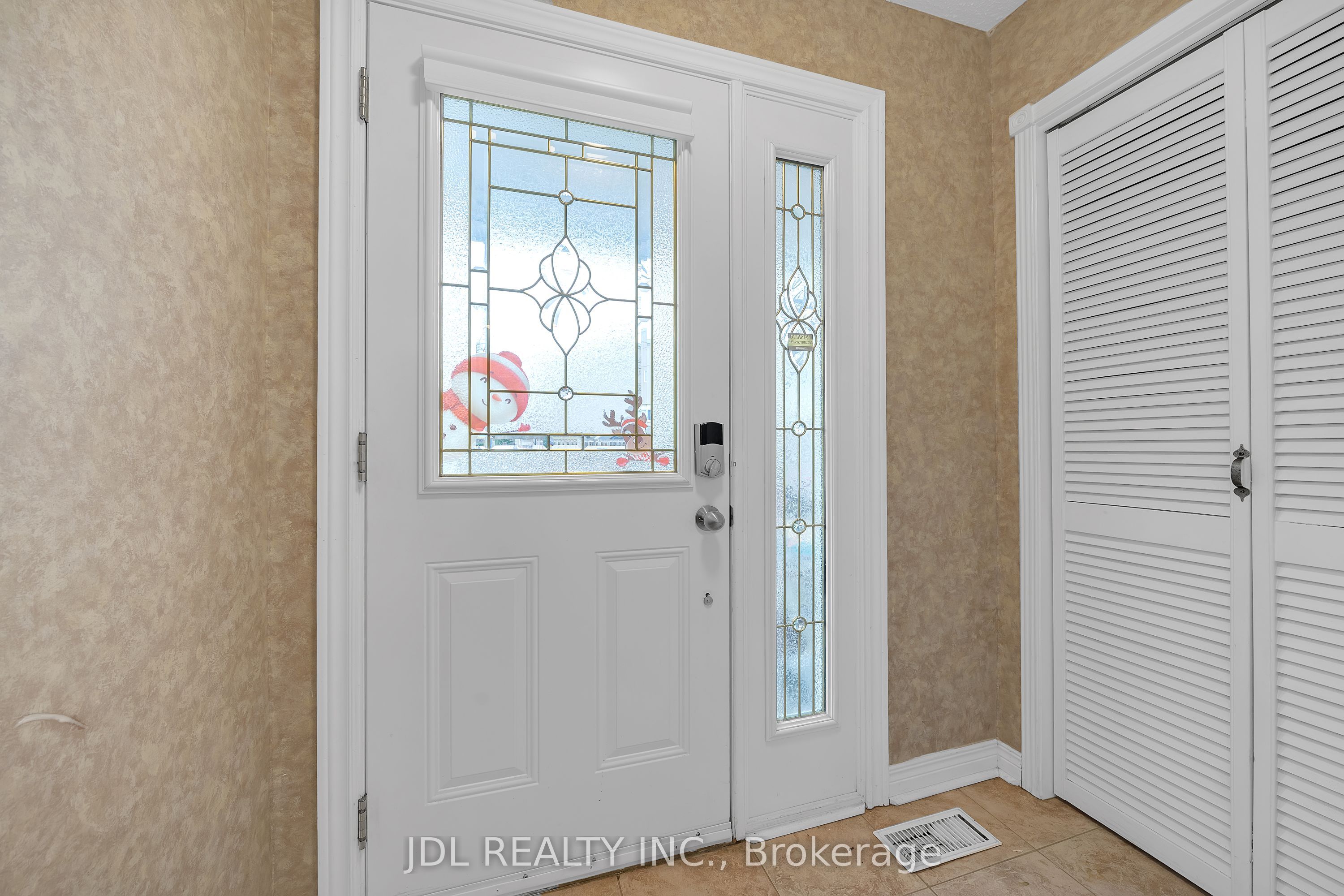 83 Reginald Crescent Property Photo 4