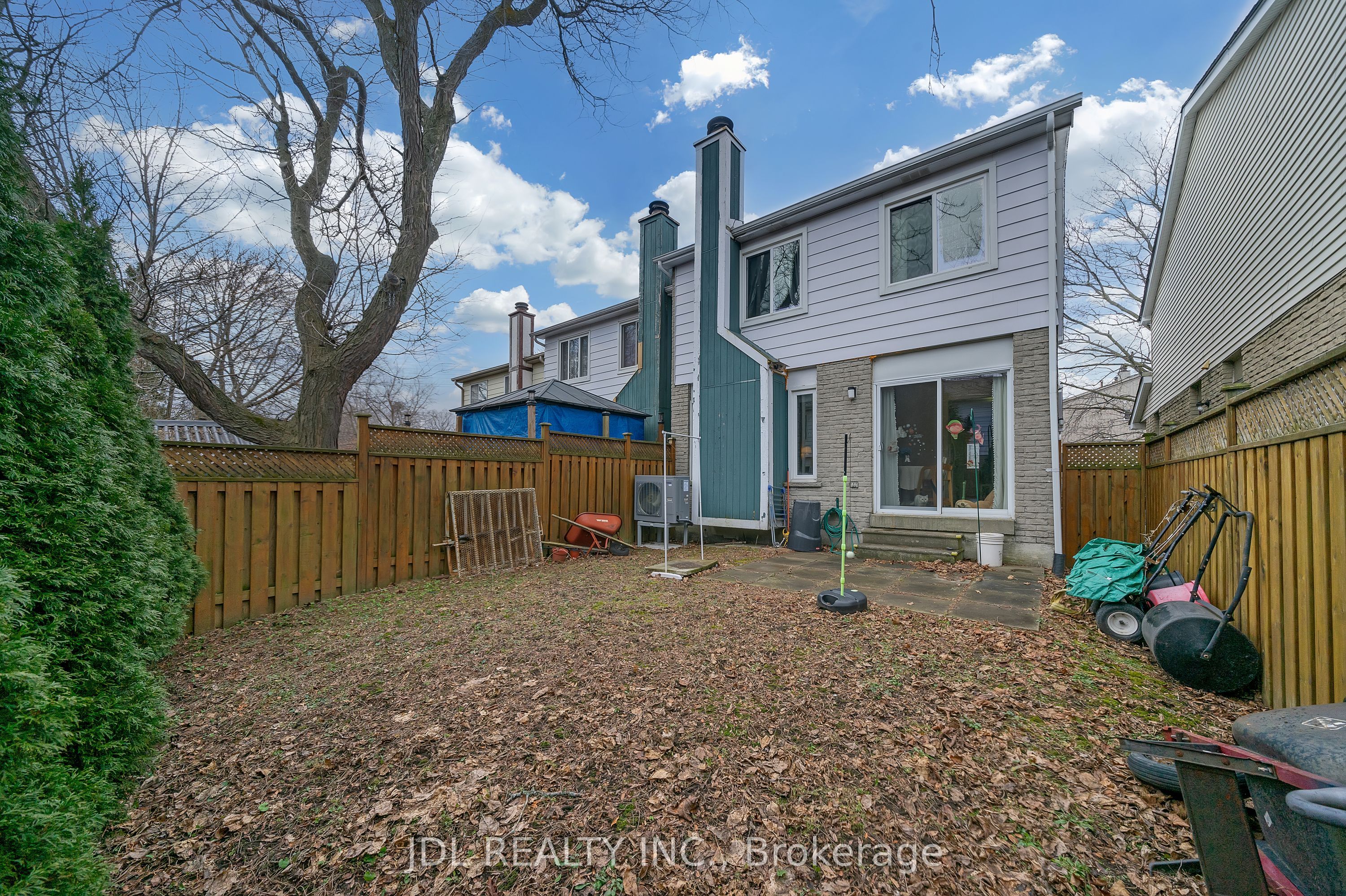 83 Reginald Crescent Property Photo 35