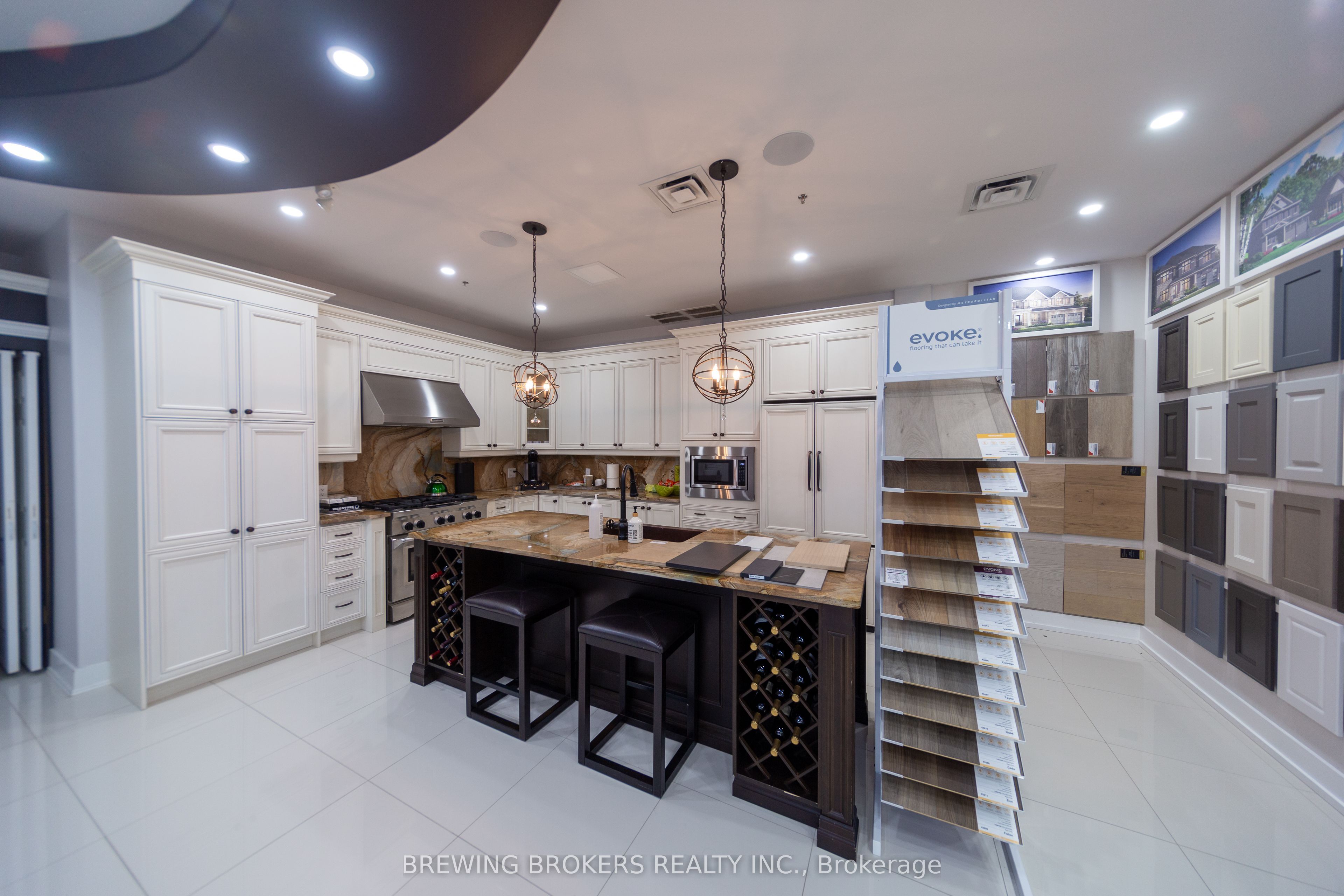 #14 - 636 Edward Avenue Property Photo 14
