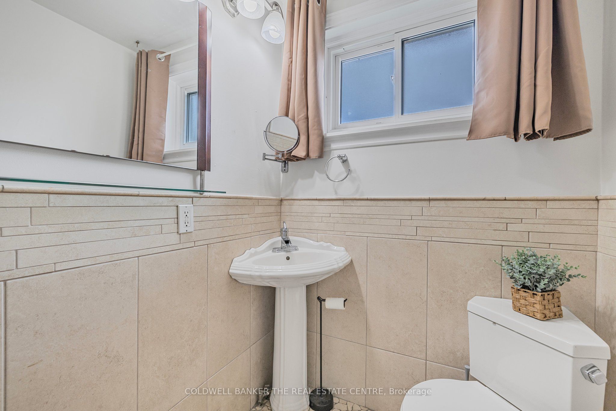 22 Stoddart Drive Property Photo 21