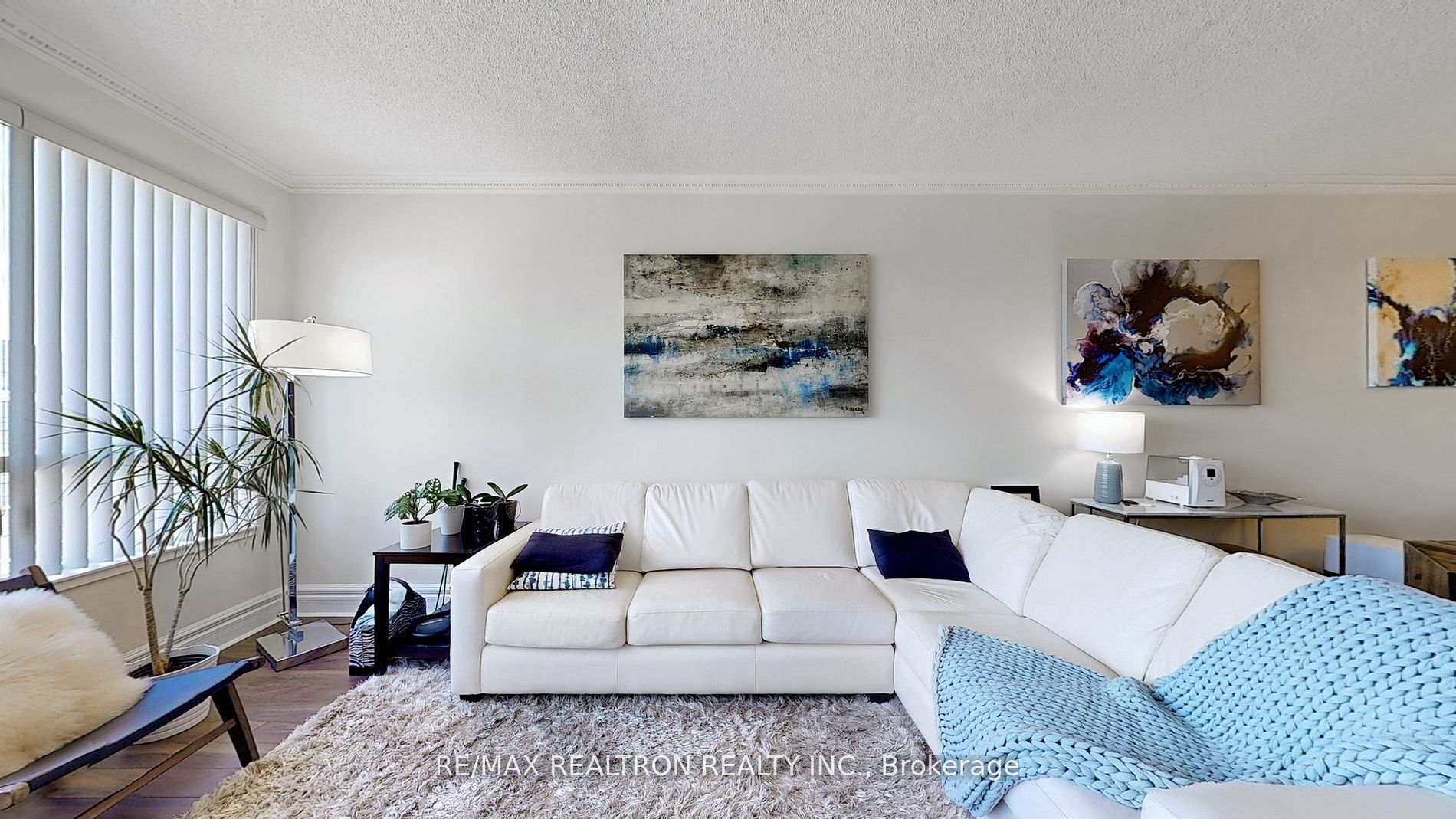 48 Suncrest Boulevard W Lph #6 Property Photo 5