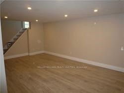 #lower - 746 Greenfield Crescent Property Photo 2