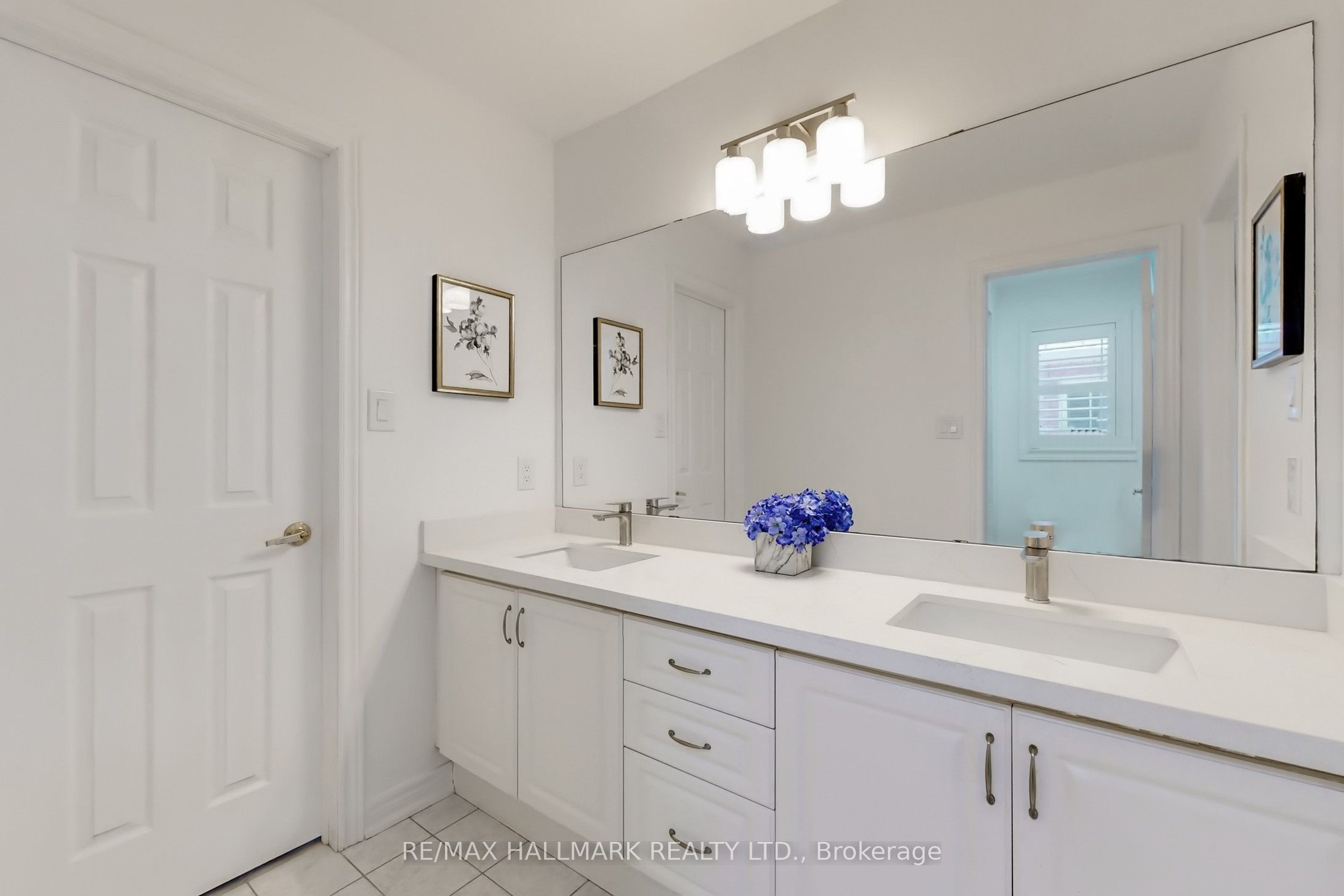 18 Coakwell Drive Property Photo 31