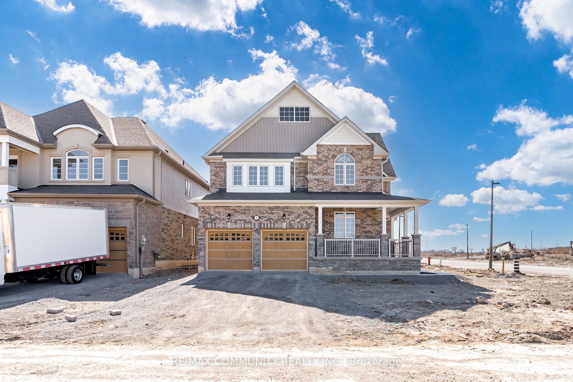 1 Jeanne Pynn Avenue Property Photo 1