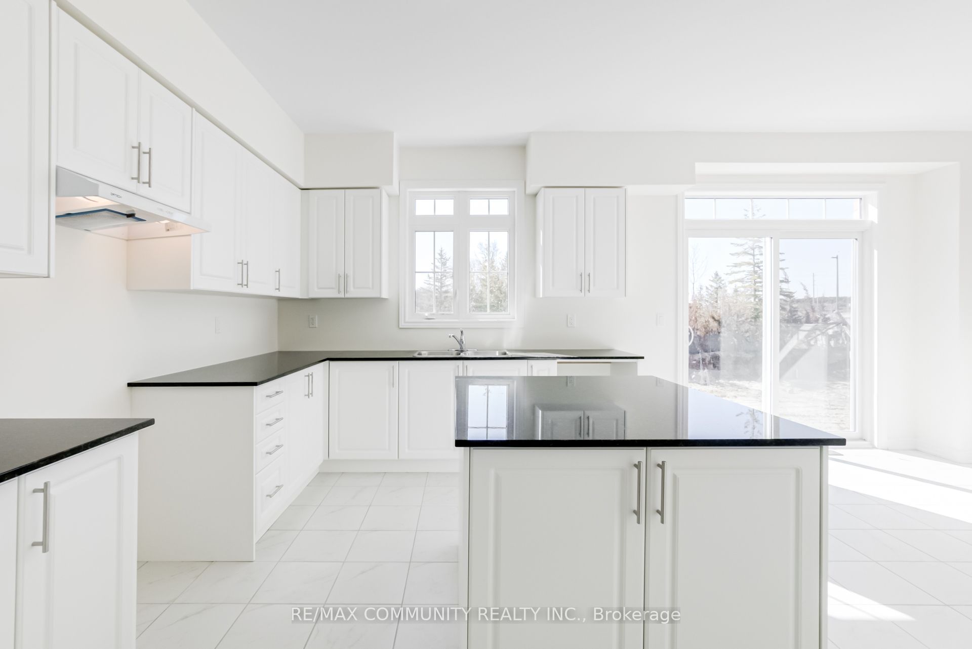 1 Jeanne Pynn Avenue Property Photo 21