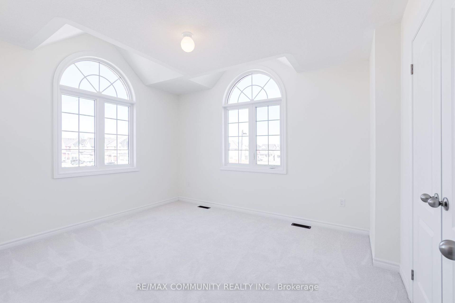 1 Jeanne Pynn Avenue Property Photo 42