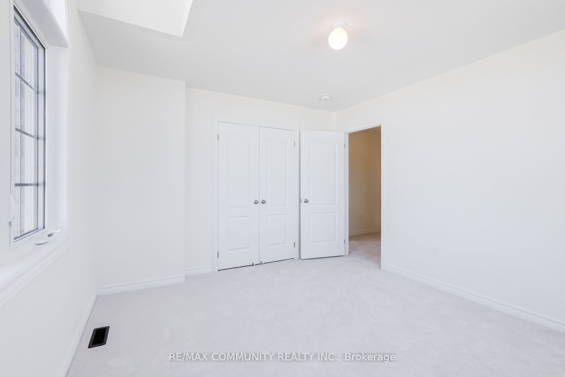 1 Jeanne Pynn Avenue Property Photo 43