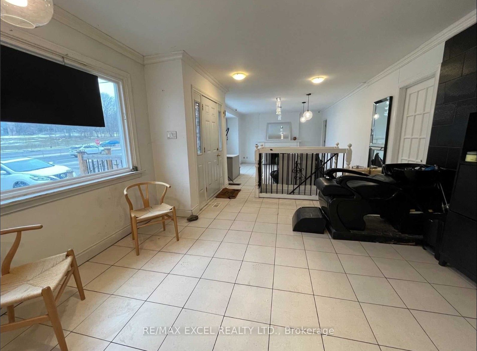 9961 Yonge Street Property Photo 3
