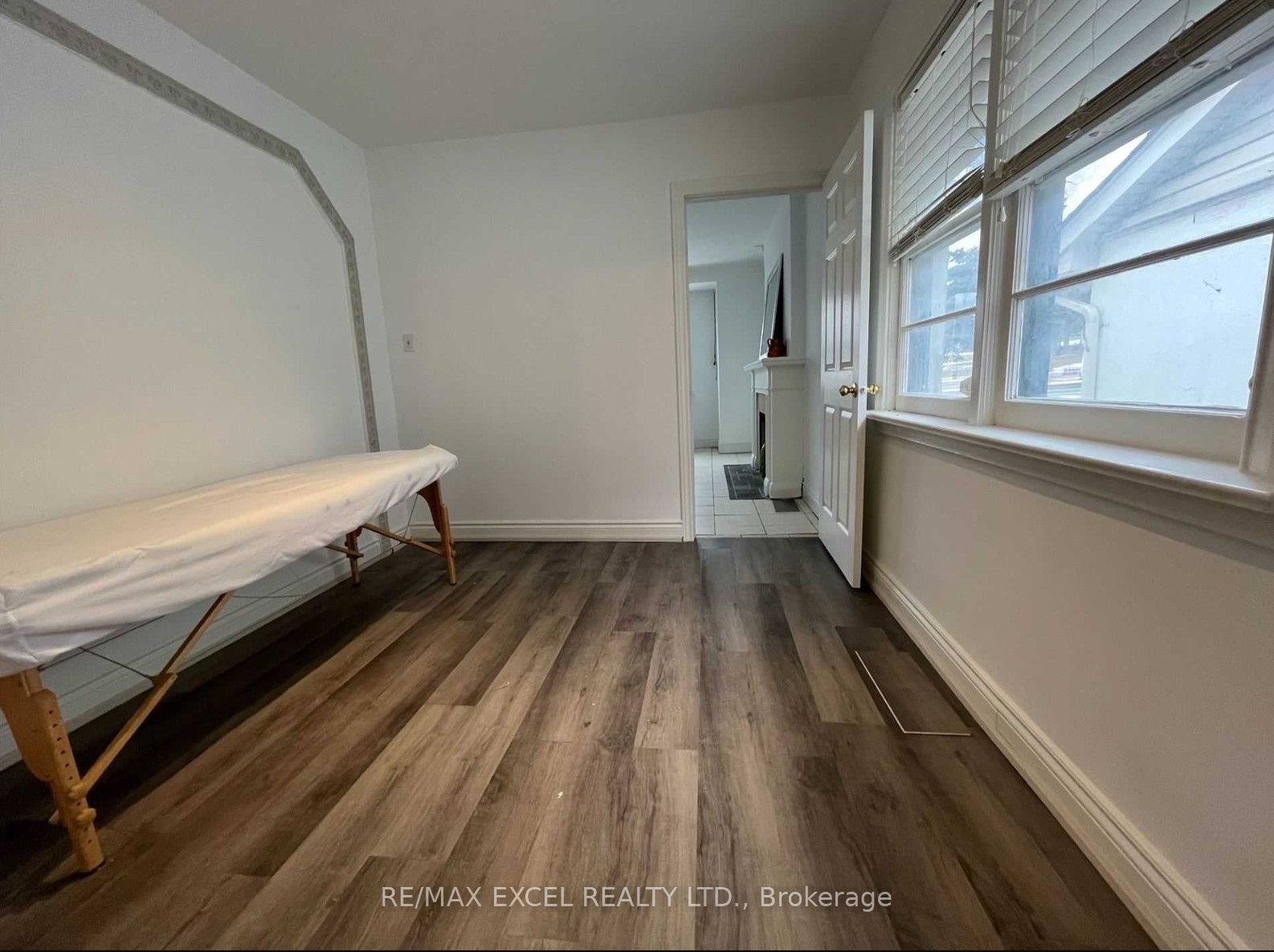 9961 Yonge Street Property Photo 5