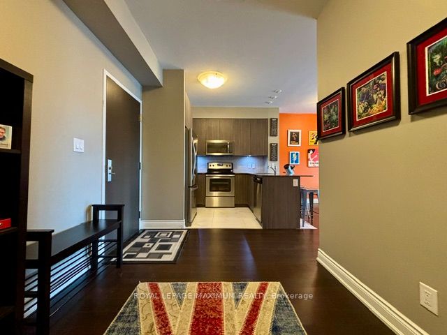 #218 - 86 Woodbridge Avenue Property Photo 2