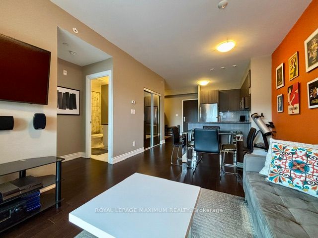 #218 - 86 Woodbridge Avenue Property Photo 7