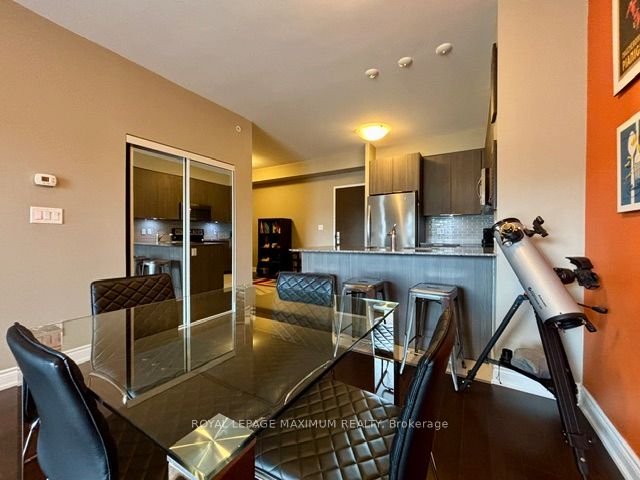 #218 - 86 Woodbridge Avenue Property Photo 12