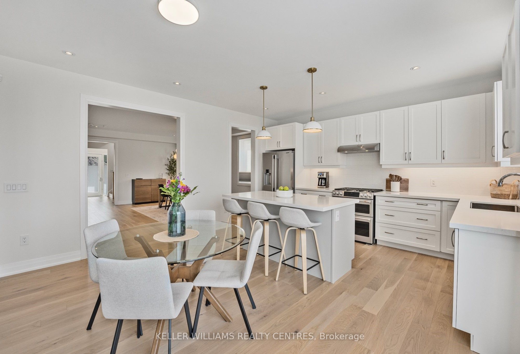 38 Wraggs Road Property Photo 5